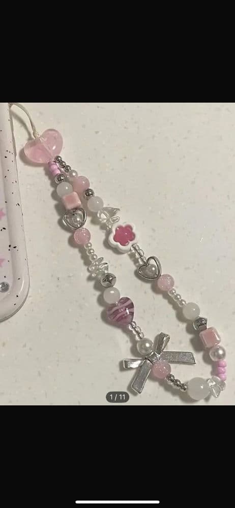 قطعة واحدة من حبل الهاتف المصنوع من الخرز على شكل قلب وردي وقوس فضي، مناسب للهاتف والحقيبة وسلسلة المفاتيح .