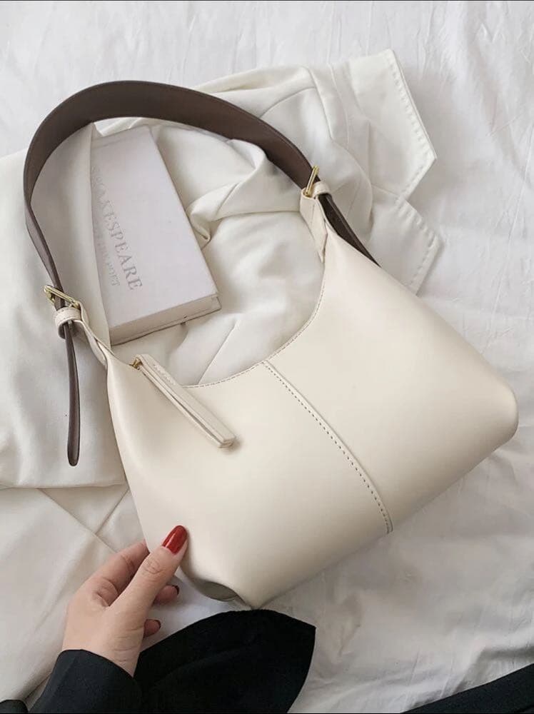 حقيبة كتف نسائية بسيطة وعصرية .